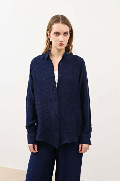 Antioch Lacivert Dökümlü Müslin Kadın Gömlek