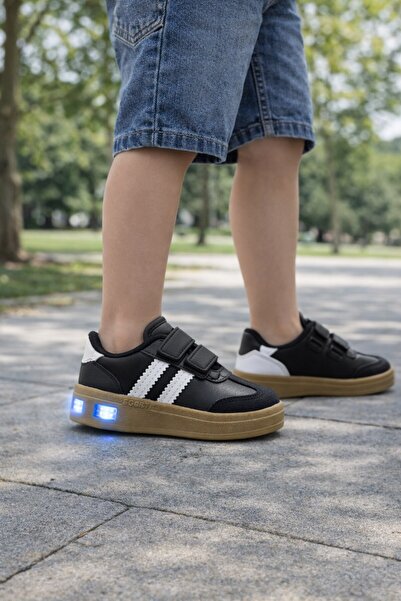 ALTUNTAŞ Boys - Girls Velcro Fastening Non-Slip Sole Lighted Casual Sports Sh...