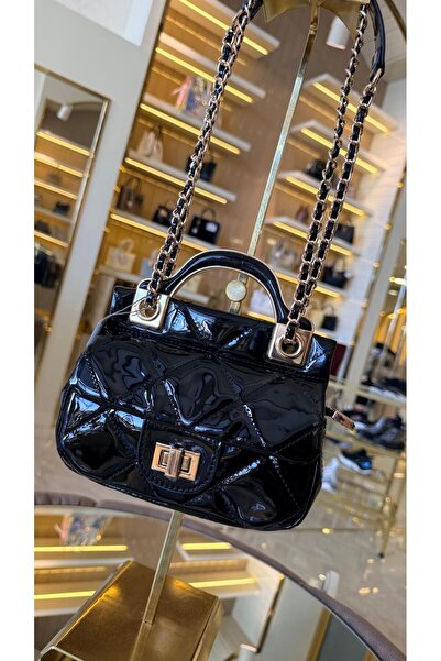 KRISTE BELL Duygushoesbag İthal Kapitone Kilitli Kapak Mini Zincir Askılı Kad...