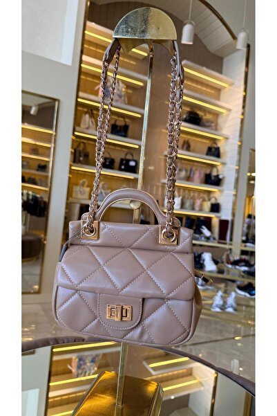 KRISTE BELL Duygushoesbag Imported K Quilted Lockable Cover Mini Z Chain Stra...