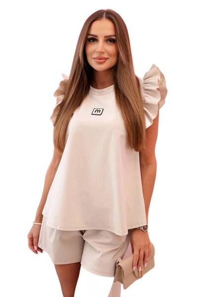 Kesi Set de damă bej cu volane pe umeri și pantaloni scurți