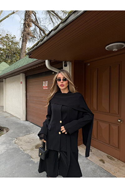 Laluvia Black Gold Buttoned Shawl Jacket - 9721