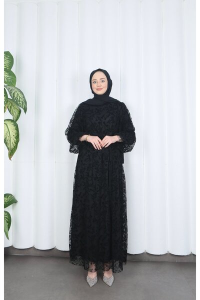 HNT Hayrunnisa Tesettür Flok Baskılı Astarlı Kuşaklı Tül Elbise Siyah HNT8565