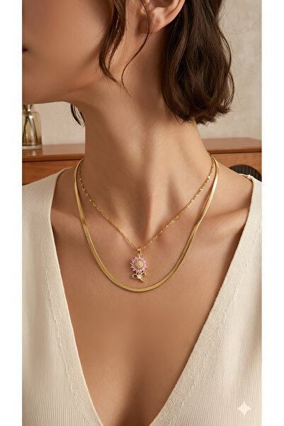Elora Veyn Women's Italian Chain Pink Daisy Figured Steel Necklace