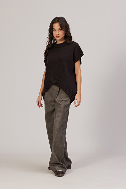 Nisan Pulover din tricotaj cu față curbată