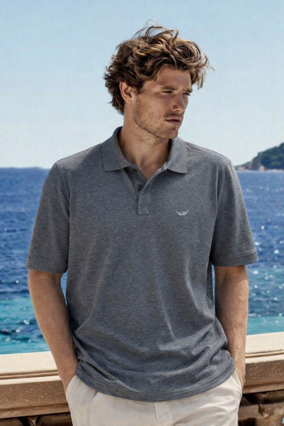 DAMGA JEANS Ανδρικό μπλουζάκι με λαιμόκοψη πόλο, Premium Comfort, καπνιστό