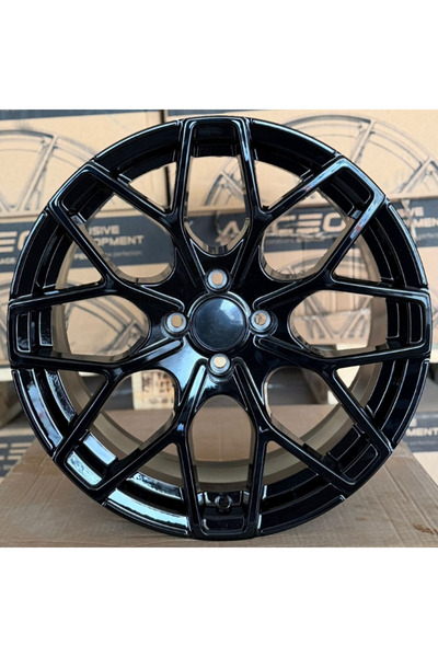 Sonic 4*100*17*7.5 ET35 CH73.1 SNC01 DEEP BLACK GLOSS JANT *