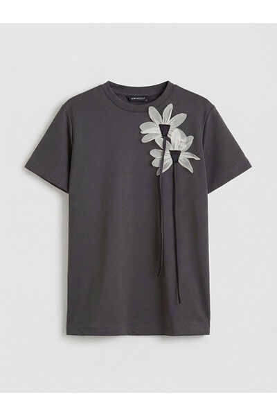 LC Waikiki LCW Modest Ανθρακί Μπλούζα με λαιμόκοψη και απλικέ λουλούδια