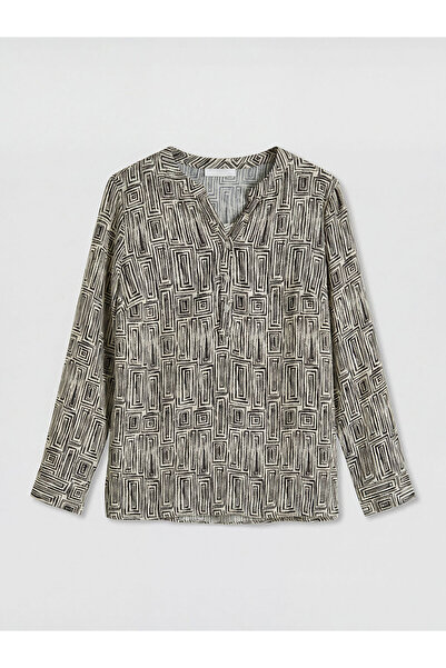 LC Waikiki Plus Size Beige Collared Patterned Blouse from Güli̇s Gi̇yi̇m