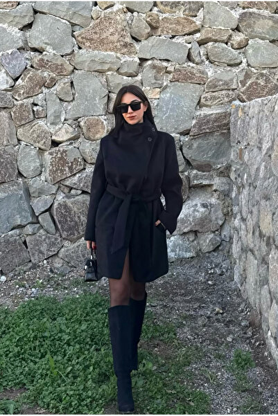 By yarendokgoz Siyah kaban bağlamalı dik yaka düğmeli kaşe