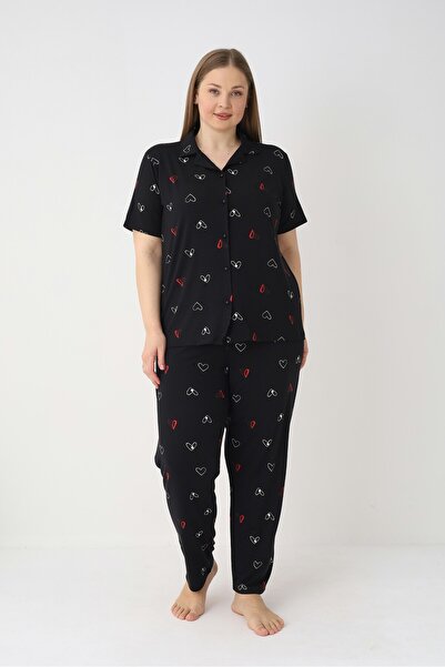 Estiva طقم بيجامة نسائي من Heart منقوش باللون الأسود بأكمام قصيرة بأزرار أمام...