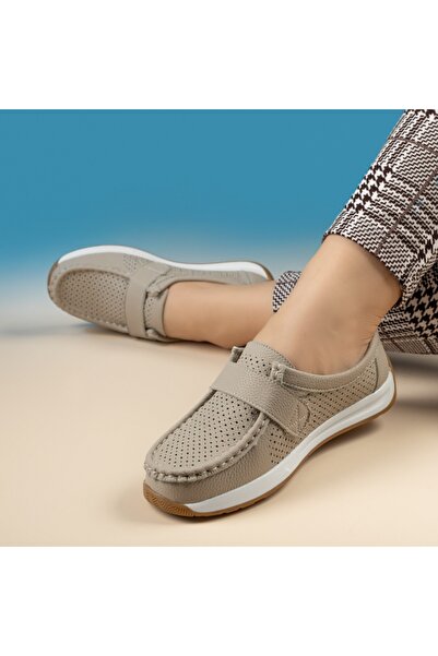 Modlet.ro Pantofi casual gri pentru femei cu perforații MOD14235