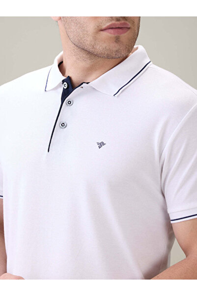 Generic Solid Brand Logo Regular Fit White Polo T-shirt