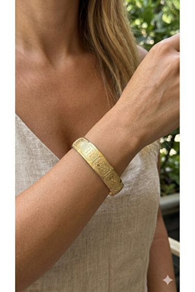 İNN JEWELLERY Steel Handcuff Bracelet 6.0(19-20cm) Non-Tarnish Patterned Figu...