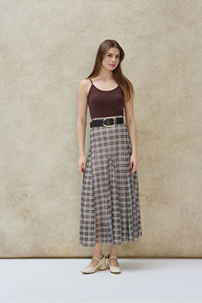 Birgül Bektaş Fusta cu model Aleria ecosez