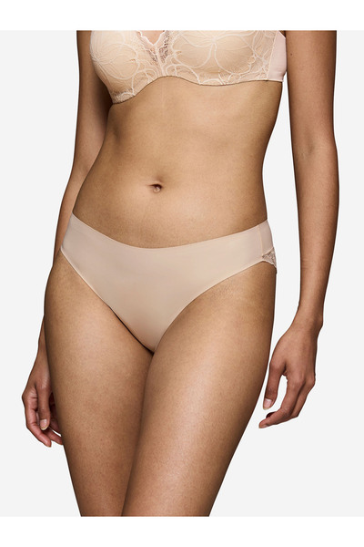 Triumph Tai-Slip Red Label Body Make-Up Illusion Lace