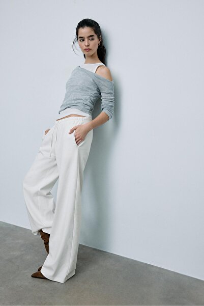 Stradivarius Geniş paça jogger pantolon