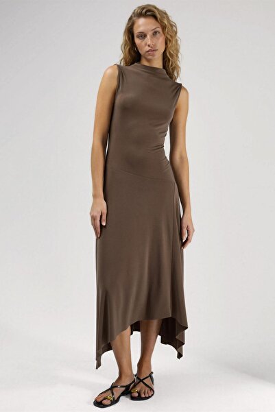 Hiccup Asymmetrical Midi Sandy Dress
