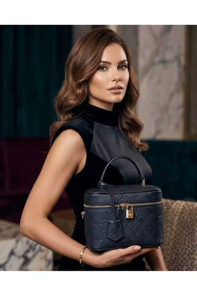 white stars Women's Lv Pattern Modern Arm and Makeup Bag Bag