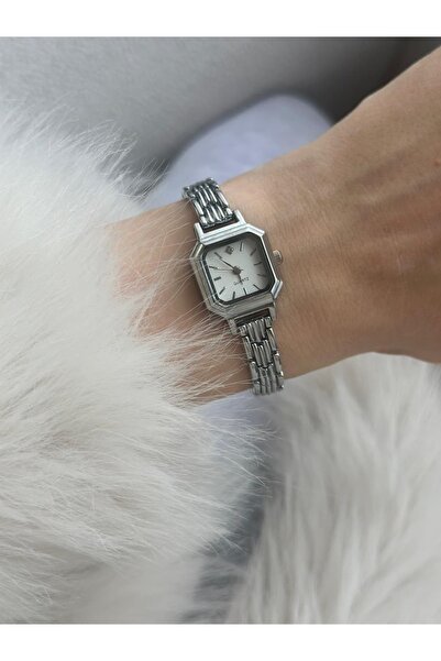 MERW Berry Model Silver Color Metal Cord Vintage Series Women Wrist Watch