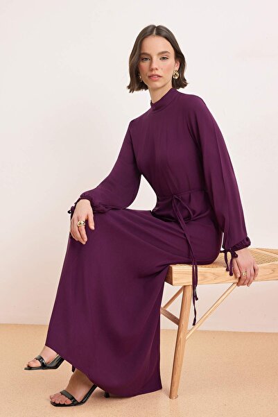 Trendyol Modest فستان شالي محتشم منسوج بدون بطانة باللون الأرجواني TCTSS26EB0...