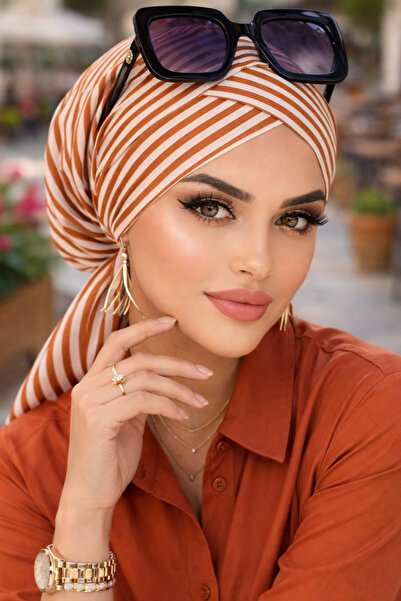 Aişe tesettür Καφέ ριγέ σταυρωτό καπότσο