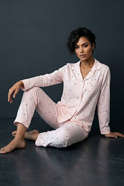 DOFİ Γυναικείο σετ πιτζάμες αερομπιν με κουμπιά σε ανοιχτό ροζ χρώμα – Σχέδιο...