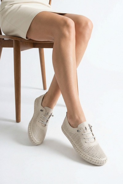 Capone Outfitters Rubia Genuine Leather Soft Comfort Sole Women's Sneaker