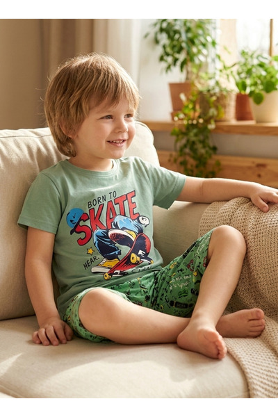 vitmo Set de pijama Capri pentru băiat Born To Skate Çağla