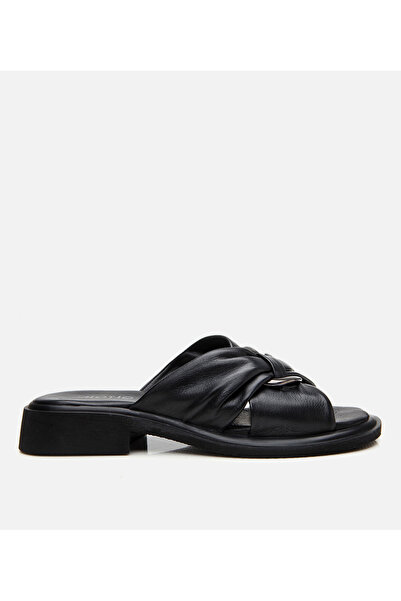 Hotiç Kadın Deri Siyah Tokalı Düz Terlik