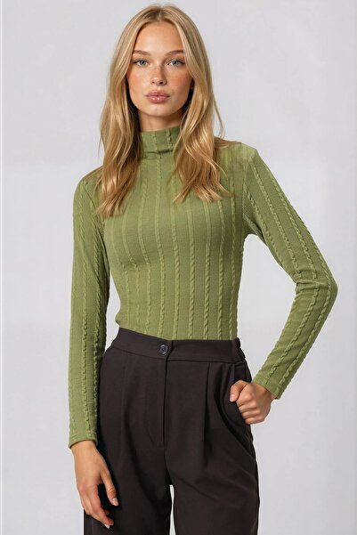 VAGGON Μπλούζα από πλεκτό ύφασμα με ψηλό γιακά από λύκρα