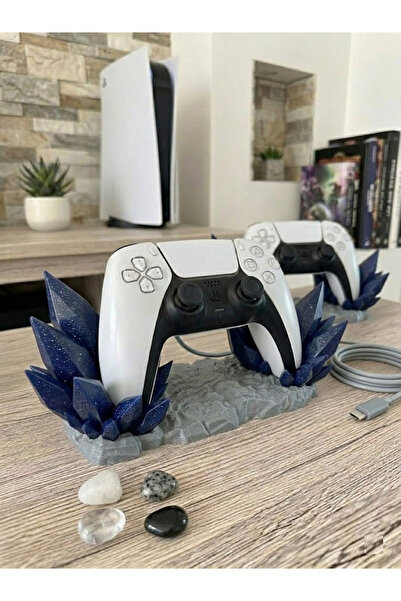 LayerOne PlayStation Konsol Tutucu – Kristal Tasarımlı Dekoratif Stand | 3D B...