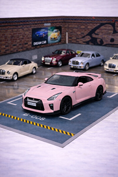 MODEL HEDİYELİK RMZ CITY Nissan GT-R (R35) Kutulu Metal Araba (Lisanslı)