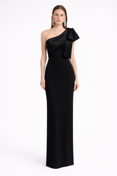 TARA COŞKUNTUNCEL Tek Omuz Saten Fiyonk Detaylı Krep Maxi Abiye Elbise