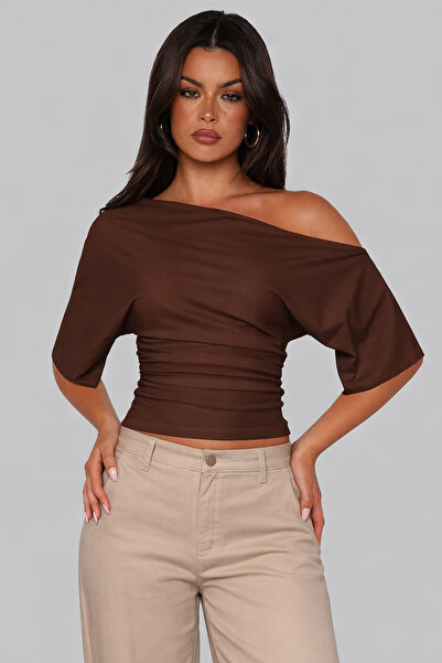 Edela Bluză de damă cu guler asimetric mulat cu mânecă scurtă elastic maro
