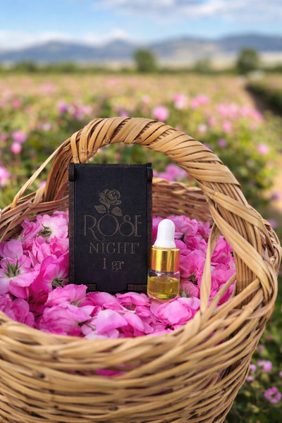 Rose Night Saf Gül Yağı – Buhar Distilasyonu – %100 Doğal(1 gram)