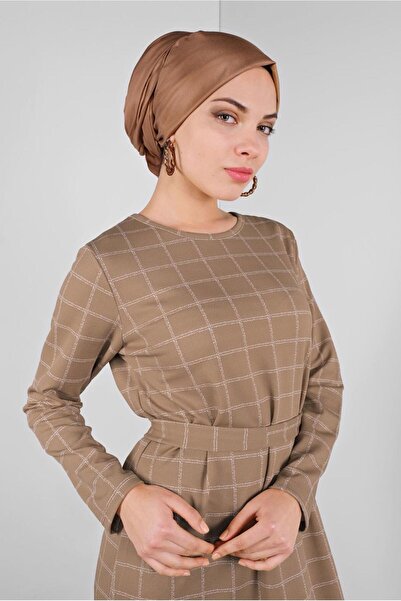 TRENDTESETTÜR KADIN KAHVE (CAMEL) BELİ KUŞAKLI KARELİ ELBİSE 7246