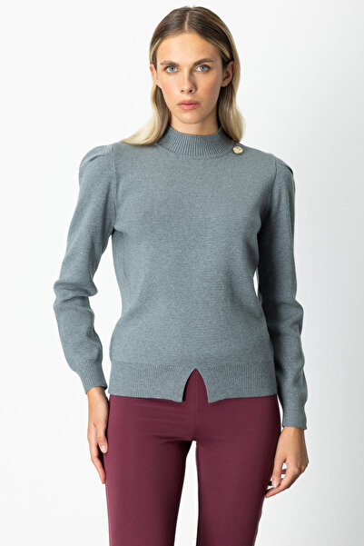 ON سترة ذات ياقة واقفة مع تفاصيل أزرار