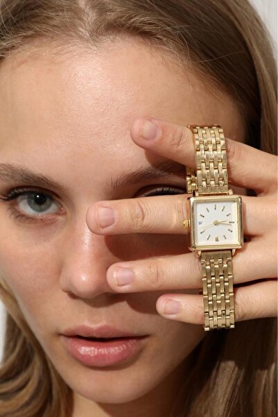 OQQO ساعة نسائية ذهبية الحد الأدنى