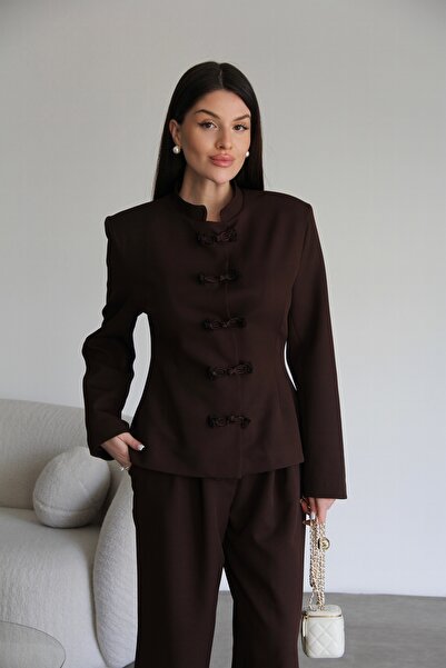 Julidress طقم بنيونيلون مزوّد بحشوات أكتاف بتصميم فاخر يتكون من سترة وبنطلون