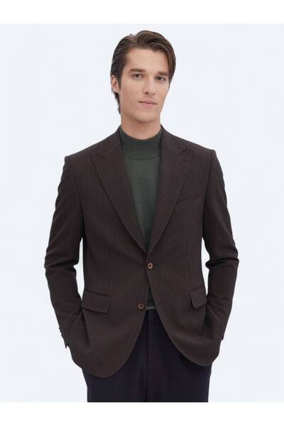 Kip Кафяво на райета модерно сако