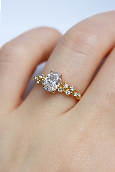Coy Diamond Oval Pırlanta Yüzük 1.20 karat Pırlanta Yüzük