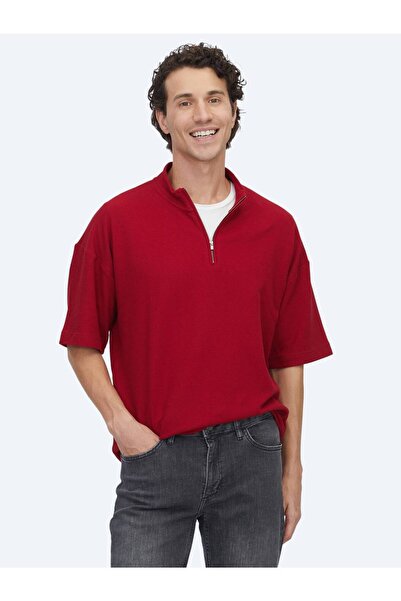 Kip Μπλουζάκι με κόκκινο σχέδιο ψηλός λαιμός