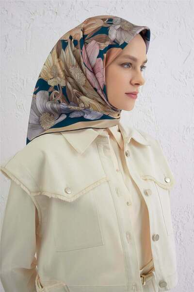 Armine Çiçek Desenli Saf İpek Twill Eşarp 9403D 37
