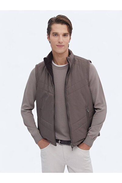 Kip Αθλητικό γιλέκο με κρυφή κουκούλα Dark Mink Regular Fit