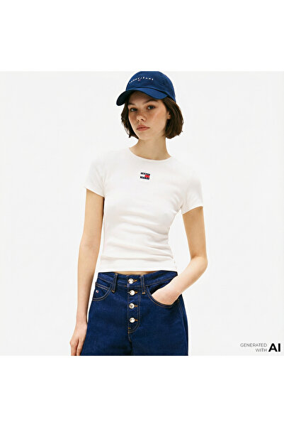 Tommy Hilfiger Badge Kadın Beyaz T-Shirt