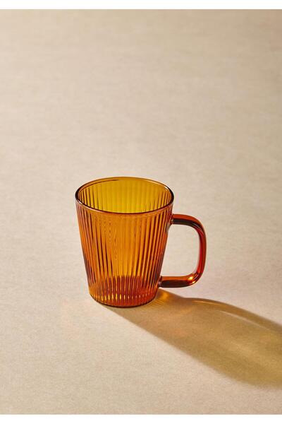 The Mia العنبر 130 مل - كوب زجاجي بوروسيليليك مخطط