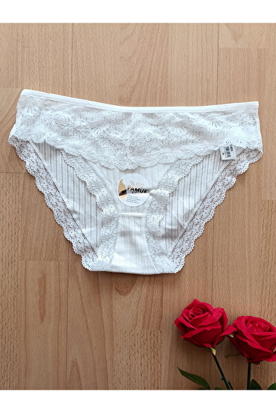 Papatya İstiridye Dantelli Jakar Detaylı Kadın İç Giyim Külot (BEYAZ)
