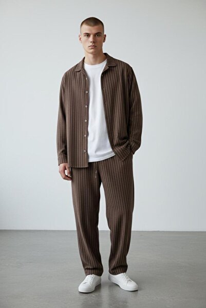 Altamira Set cămașă supradimensionată cu dungi maro pentru bărbați