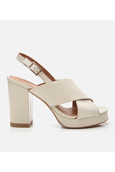 Hotiç Γυναικεία δερμάτινα πέδιλα με τακούνι εκρού